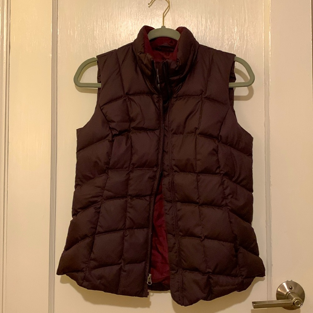 Eddie Bauer Down Puffer Vest Size XS